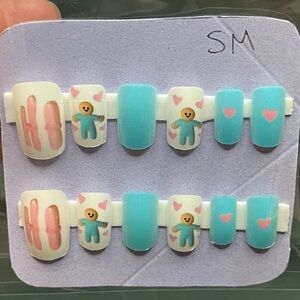 Press on nails Cute Blue and Pink Gingerbread man and heart design Small